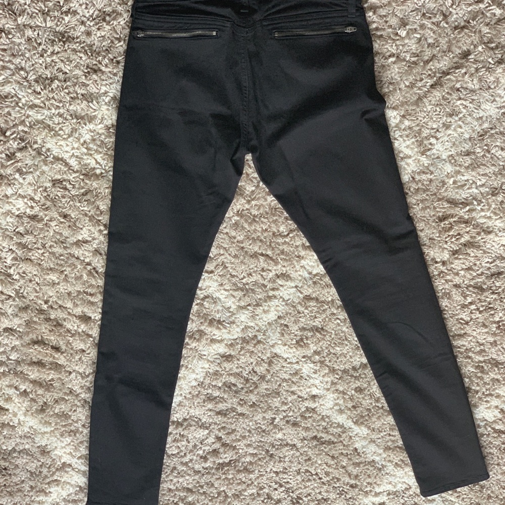 pants. - Picture 2 of 3